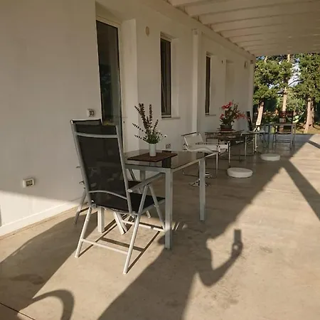 Le Stelle Di Arneo - Casa Vacanze Torre Lapillo Exterior foto