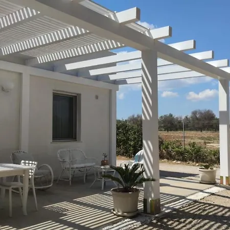 Le Stelle Di Arneo - Casa Vacanze Torre Lapillo Exterior foto
