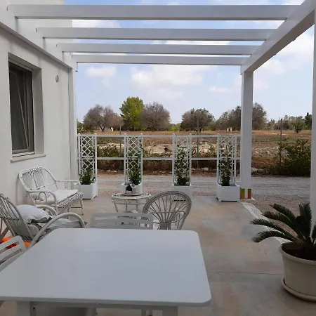Le Stelle Di Arneo - Casa Vacanze Torre Lapillo Exterior foto
